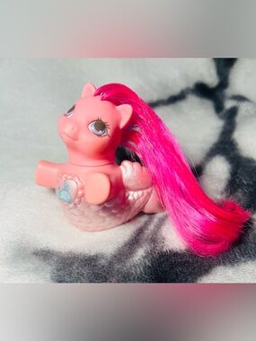 1991 Baby Pearly 3” Pony - part of the My Little Pony "Fancy Mermaids" line.